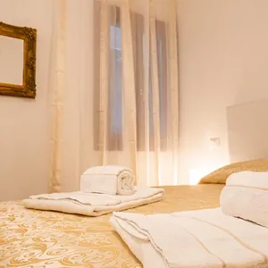 The Heart Of San Marco - Wifi Apartament